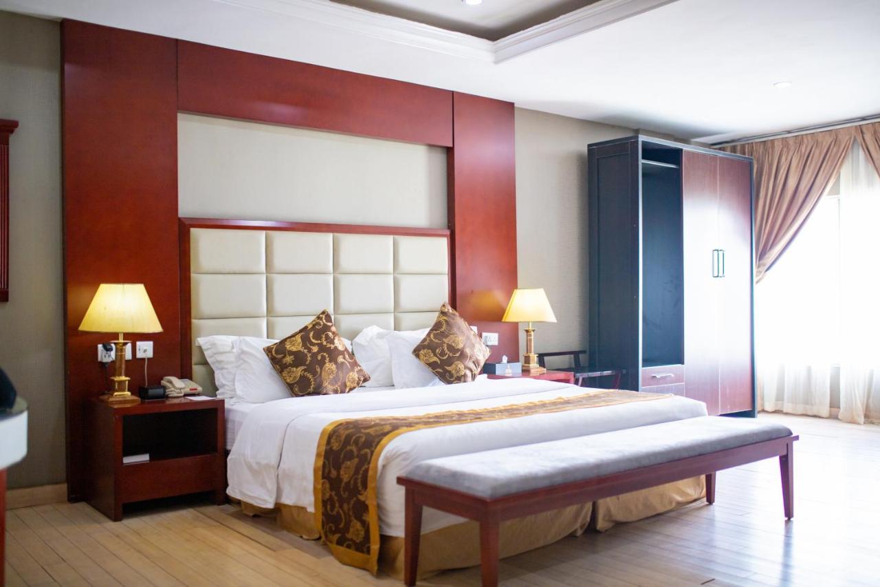Hotel Sunshine Enugu Exteriör bild