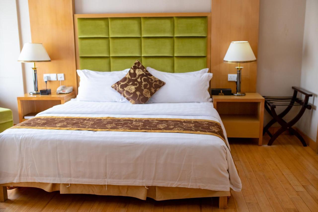 Hotel Sunshine Enugu Exteriör bild