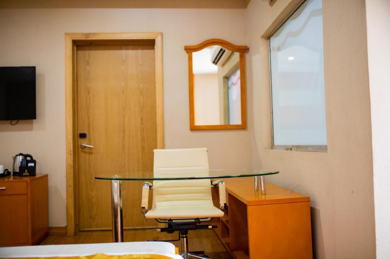 Hotel Sunshine Enugu Exteriör bild